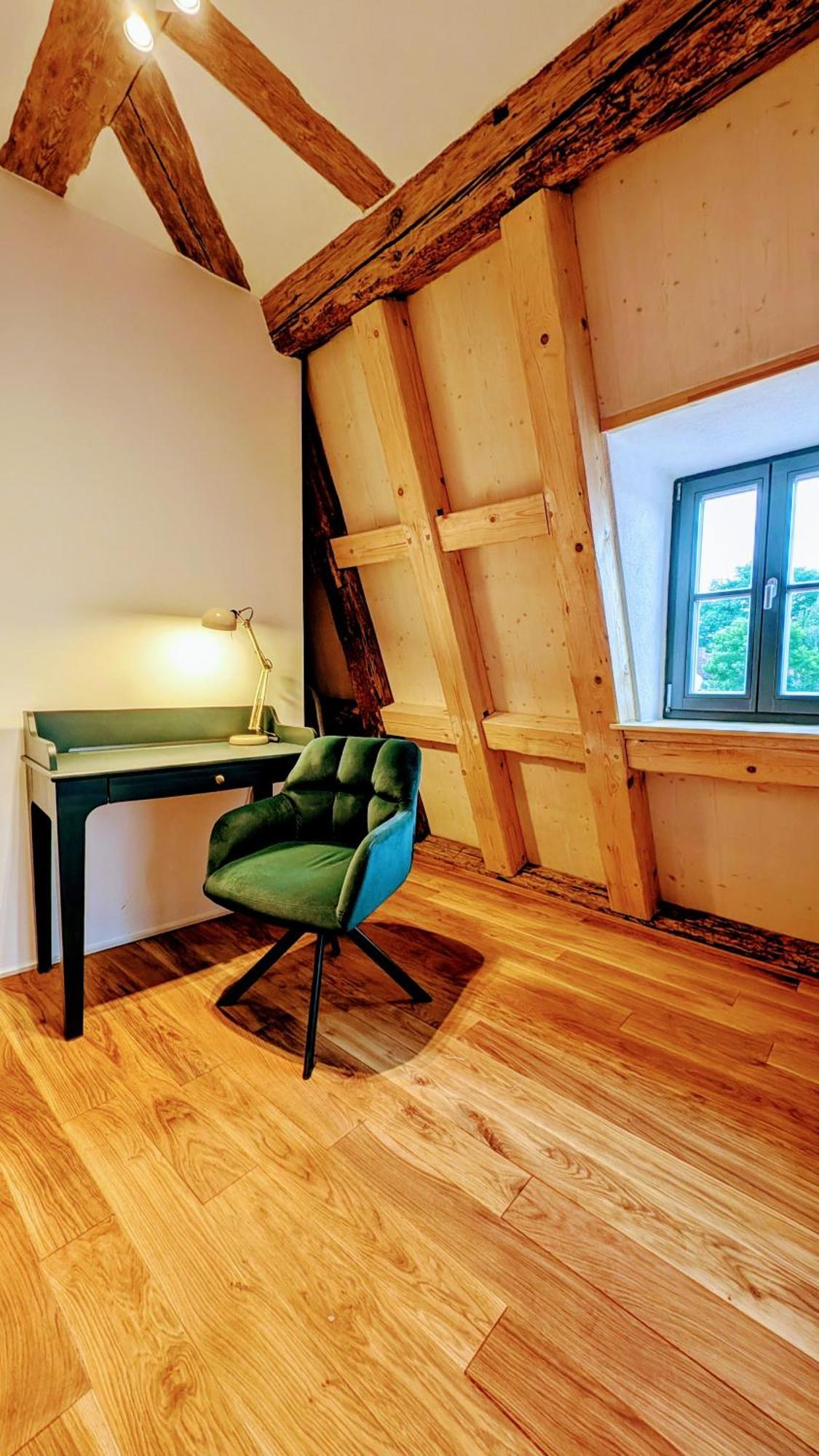 Apartment Altes Zollhaus - - Lovely - Luxury - Maisonette Schwabach