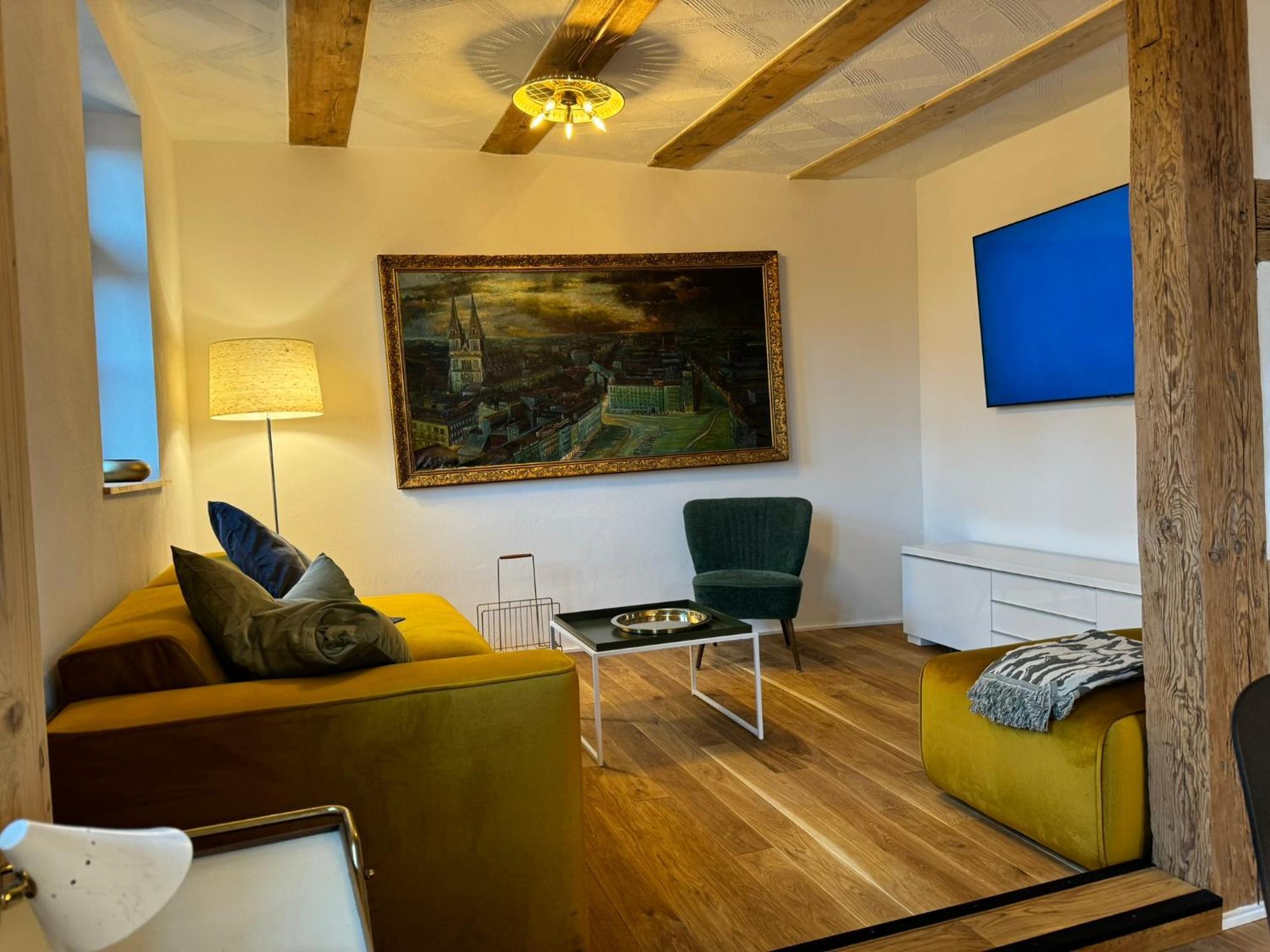 Altes Zollhaus - - Lovely - Luxury - Maisonette Apartment Schwabach